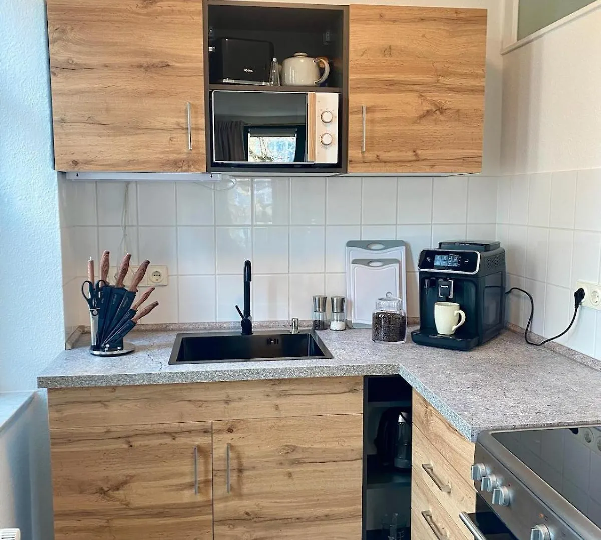 Stylish City Apartment Dresden-Cotta With Balcony Drezno